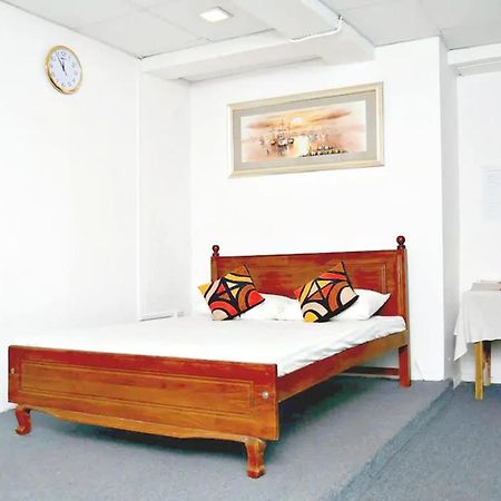 The Beehive Colombo Hotel Ngoại thất bức ảnh