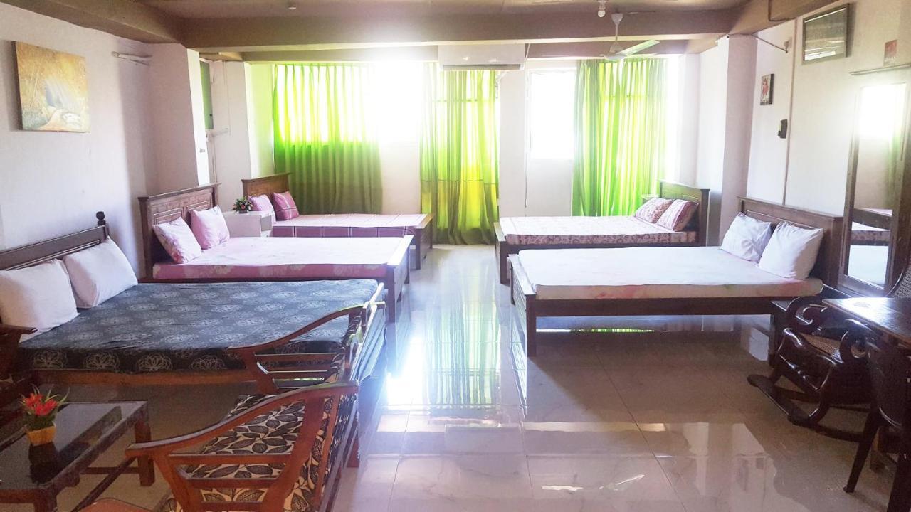 The Beehive Colombo Hotel Ngoại thất bức ảnh
